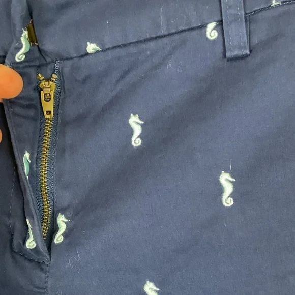 Women’s Cambridge Navy Blue Seahorse Design Shorts Size 6 - Picture 3 of 7